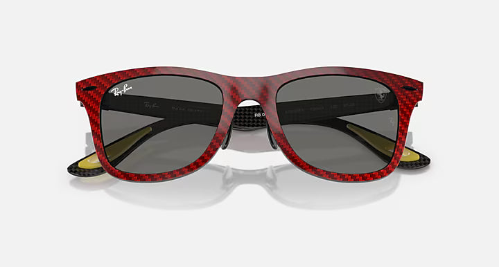 WAYFARER HYPERCARBON 499P SCUDERIA FERRARI