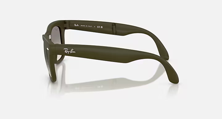 WAYFARER FOLDING CLASSIC ONLINE ONLY LIMITED